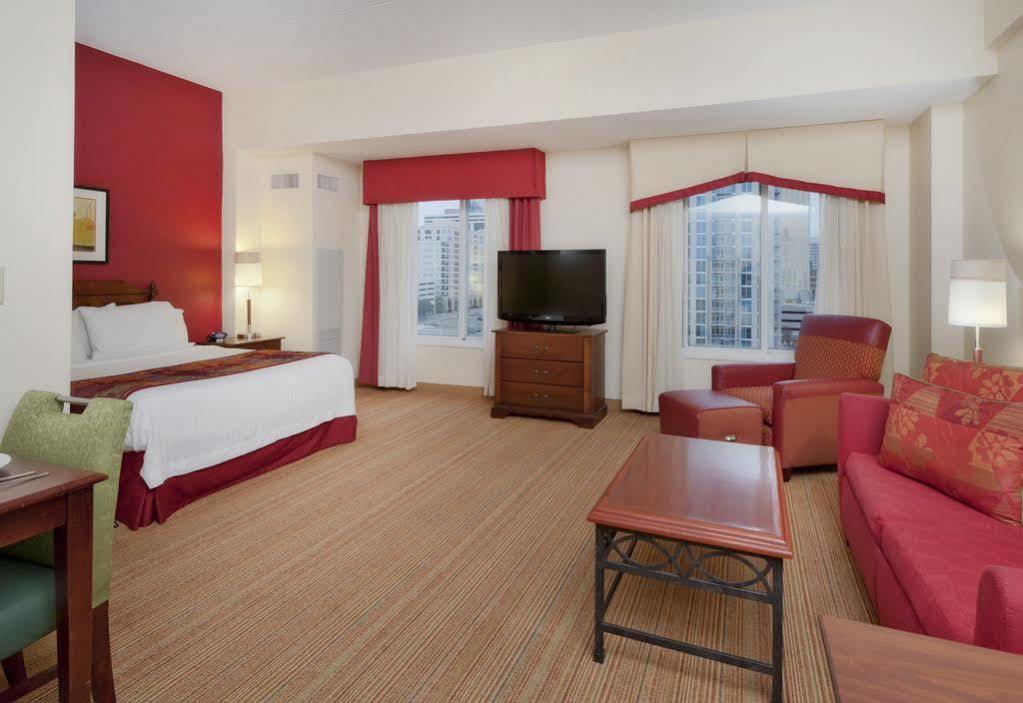 Residence Inn Charlotte Uptown Rom bilde